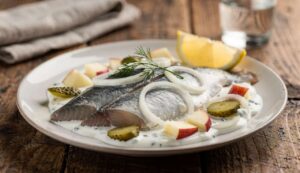 Rezept: Matjes mit Sauce nach Hausfrauenart